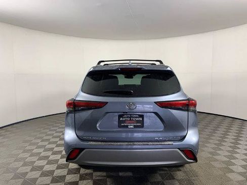 Used 2020 Toyota Highlander Platinum AWD/4WD image 10