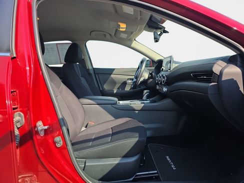 Used 2020 Nissan Sentra SV w/ Electronics Package FWD image 18