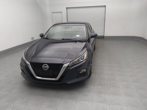 Used 2022 Nissan Altima 2.5 SV w/ SV Premium Package FWD image 15
