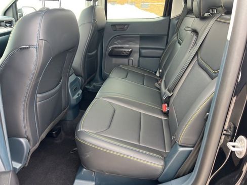 Certified 2025 Ford Maverick Lobo image 21