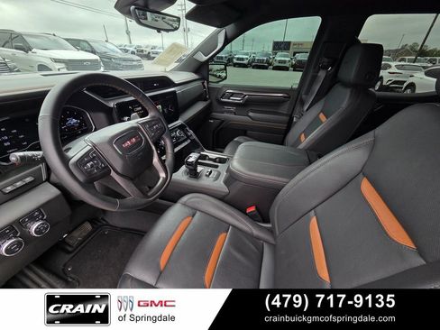 Used 2024 GMC Sierra 1500 AT4 w/ Technology Package AWD/4WD image 10