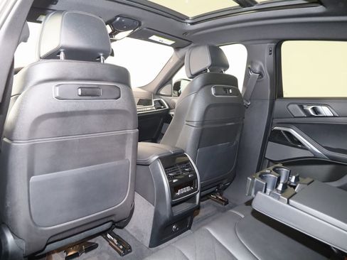 Used 2024 BMW X6 xDrive40i w/ Premium Package image 77