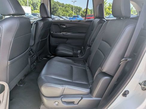 Used 2018 Honda Pilot Elite image 13