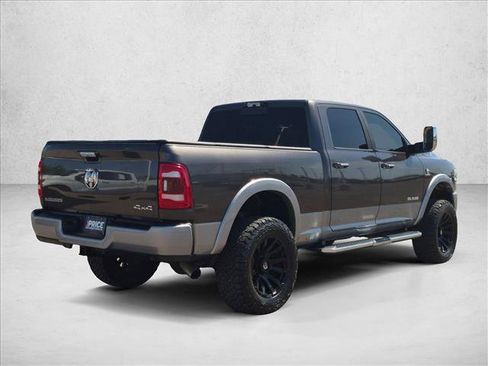 Used 2022 RAM 2500 Laramie AWD/4WD image 5