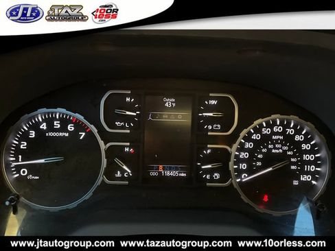 Used 2018 Toyota Tundra SR5 w/ SR5 Upgrade Package RWD image 21