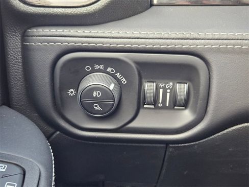 New 2026 RAM 3500 Limited image 21