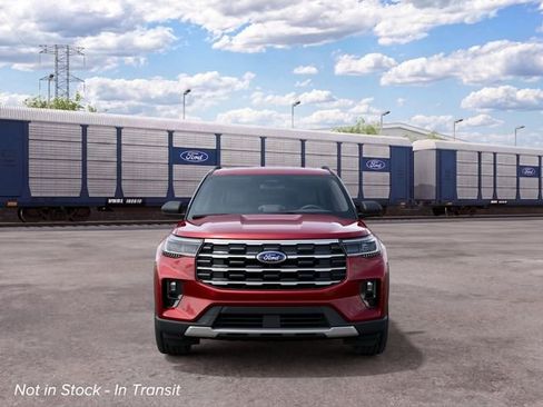 New 2027 Ford Explorer Active AWD/4WD image 3
