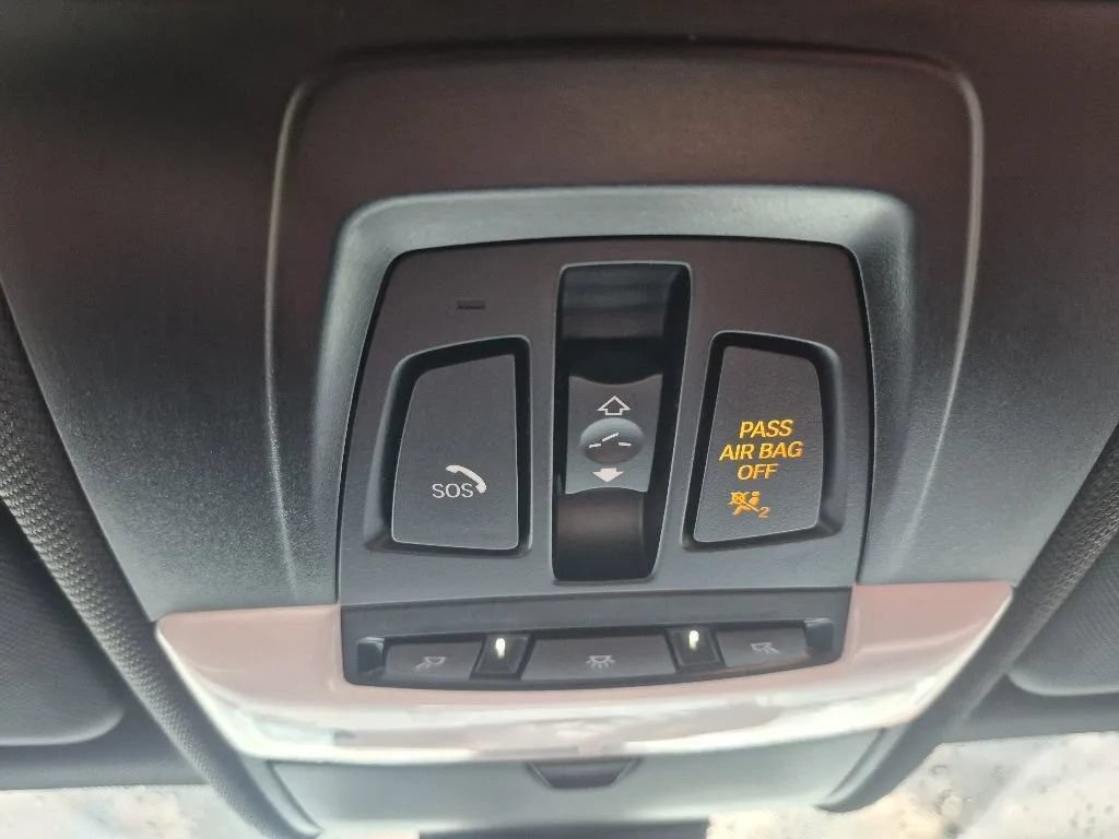 Used 2016 BMW X6 sDrive35i RWD image 32