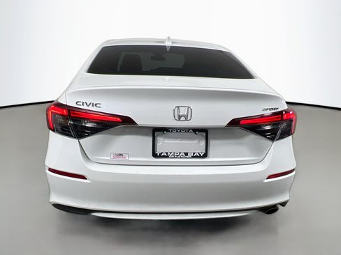 Used 2025 Honda Civic Sport image 6
