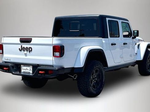Used 2023 Jeep Gladiator Mojave w/ Cold Weather Group AWD/4WD image 5