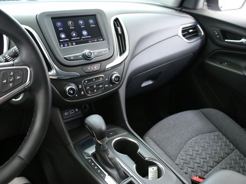 Certified 2023 Chevrolet Equinox LT FWD image 19