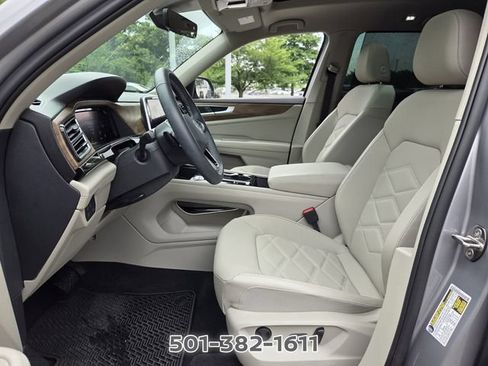 Used 2024 Volkswagen Atlas SE FWD image 9