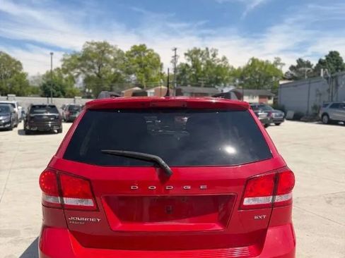 Used 2013 Dodge Journey SXT w/ Safe & Sound Group AWD/4WD image 6