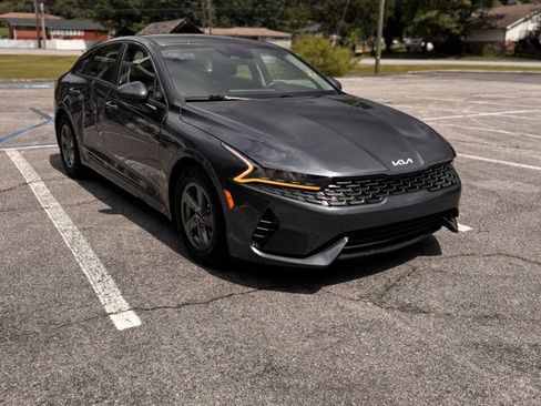 Used 2021 Kia K5 LXS FWD image 8