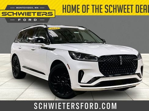 Used 2025 Lincoln Aviator Reserve w/ Jet Appearance Package AWD/4WD image 1