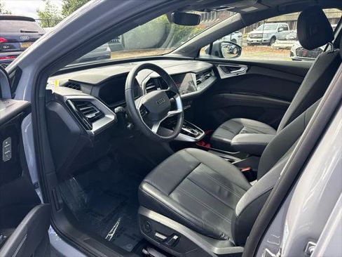 Used 2023 Audi Q4 e-tron Premium Plus w/ Premium Plus image 5