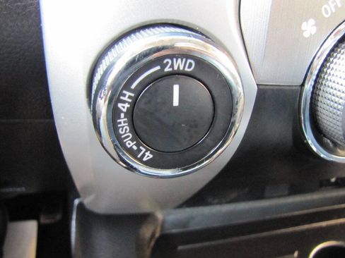 Used 2016 Toyota Tundra SR5 w/ SR5 Upgrade Package image 42