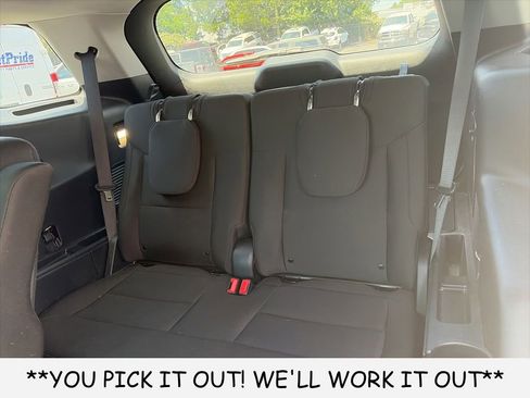 Used 2022 Ford Explorer XLT RWD image 9