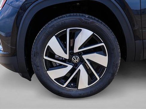 Used 2026 Volkswagen Atlas SE AWD/4WD image 9