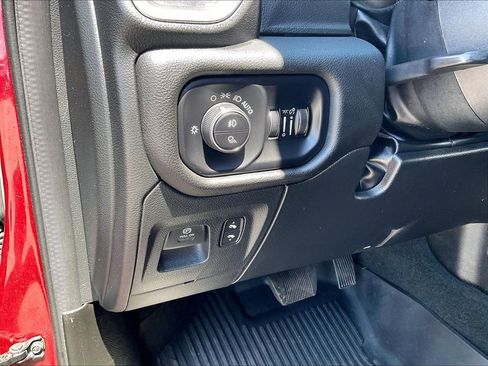 Used 2023 RAM 1500 Laramie AWD/4WD image 25