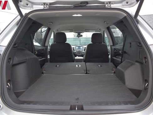 Used 2018 Chevrolet Equinox LT image 25