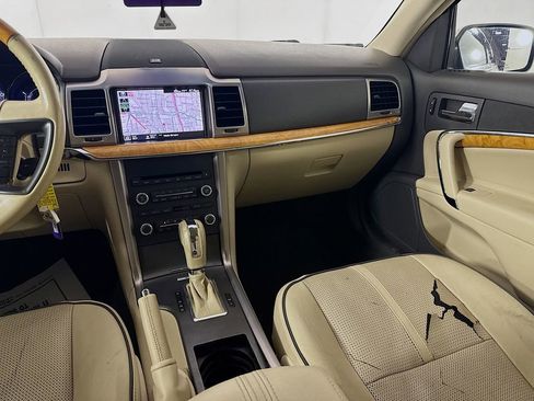 Used 2011 Lincoln MKZ w/ 102A Rapid Spec Order Code FWD image 27