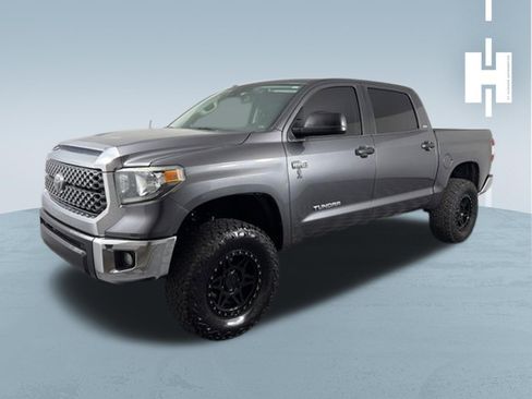 Used 2018 Toyota Tundra SR5 w/ SR5 Upgrade Package AWD/4WD image 1