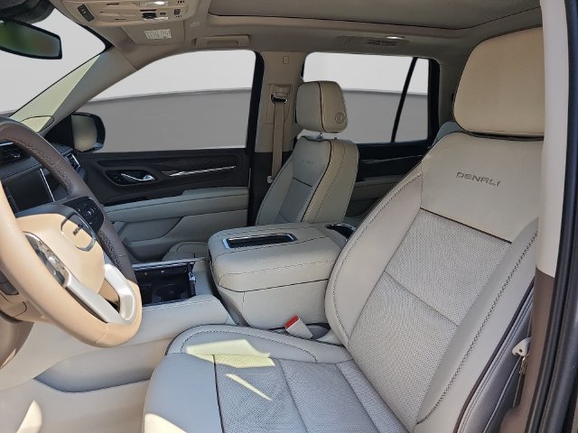 Used 2023 GMC Yukon Denali w/ Max Trailering Package AWD/4WD image 19