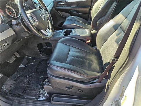 Used 2019 Dodge Grand Caravan GT FWD image 15