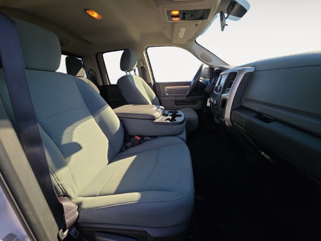 Used 2018 RAM 1500 Classic SLT RWD image 15