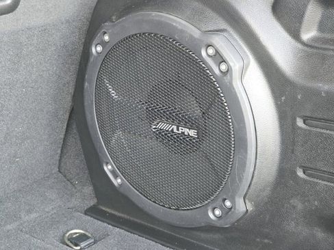 Used 2023 Jeep Wrangler Altitude image 14