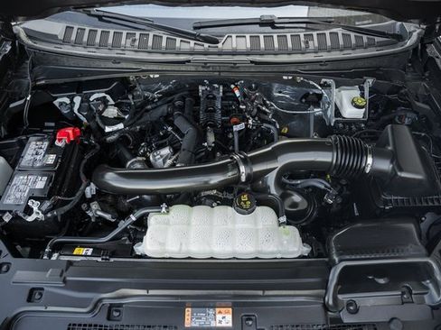 Used 2025 Ford Expedition Max Platinum w/ Driver's Package image 26