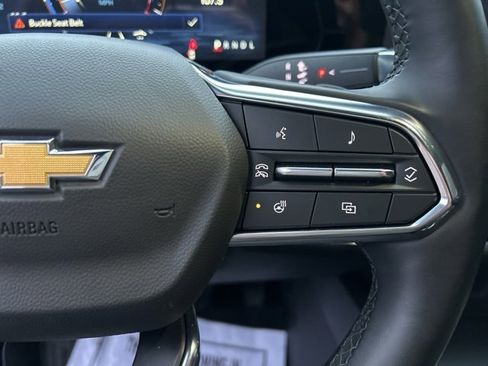 Used 2025 Chevrolet Equinox LT image 24