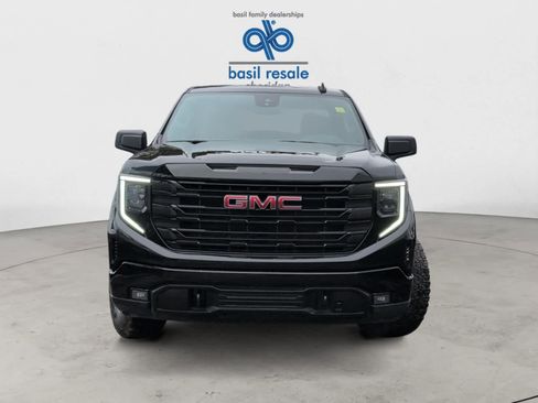 Used 2022 GMC Sierra 1500 Elevation w/ X31 Off-Road Package image 9