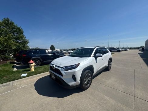 Used 2024 Toyota RAV4 XLE Premium w/ Weather Package AWD/4WD image 8