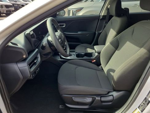 New 2026 Kia K4 LXS FWD image 20
