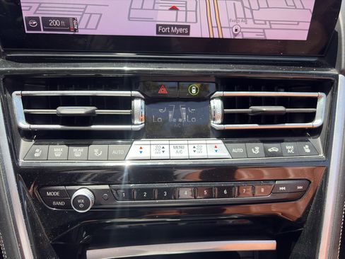 Used 2025 BMW 840i Convertible RWD image 8