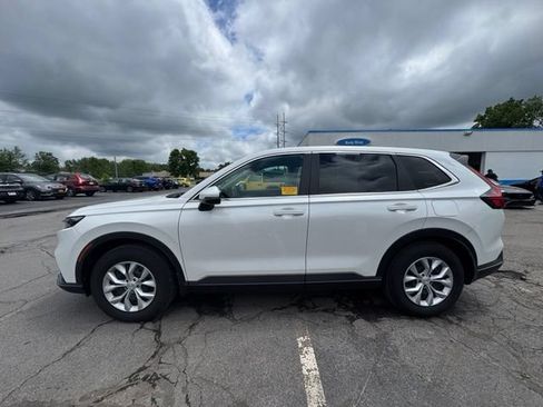 Used 2025 Honda CR-V LX image 5