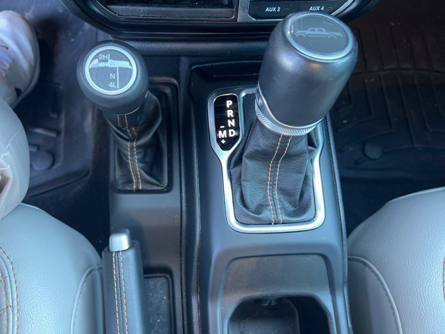 Used 2021 Jeep Gladiator Overland AWD/4WD image 39