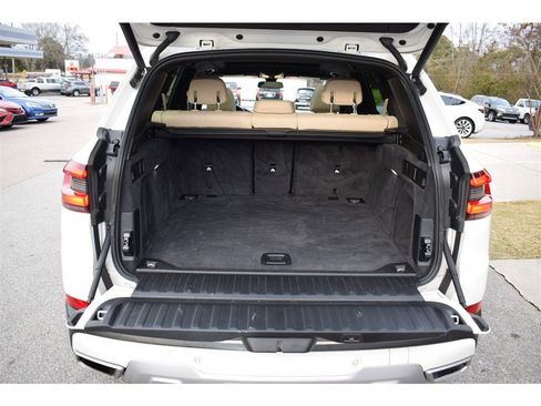 Used 2020 BMW X5 xDrive40i w/ Premium Package image 6
