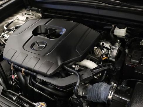 Used 2024 MAZDA CX-30 AWD 2.5 S w/ Premium Package image 11