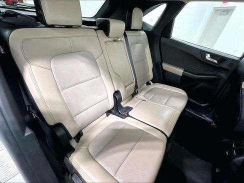 Used 2020 Ford Escape Titanium image 36