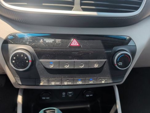 Used 2020 Hyundai Tucson Value FWD image 23