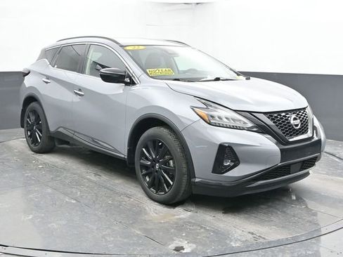 Used 2022 Nissan Murano SV w/ SV Midnight Edition Package image 2