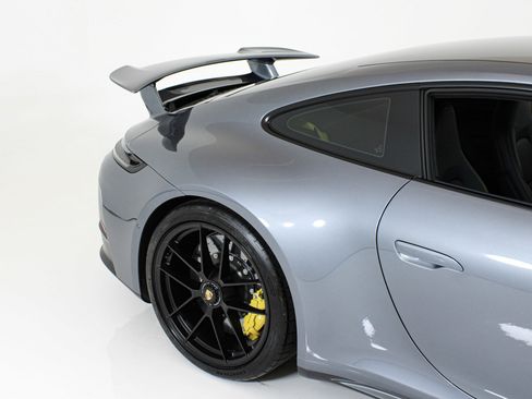 Used 2026 Porsche 911 Carrera GTS RWD image 8