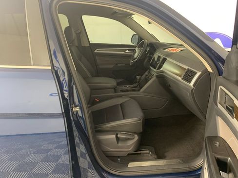 Used 2021 Volkswagen Atlas SE FWD image 40