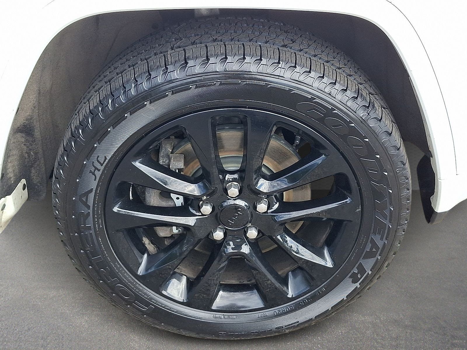 Certified 2021 Jeep Grand Cherokee Laredo X AWD/4WD image 8
