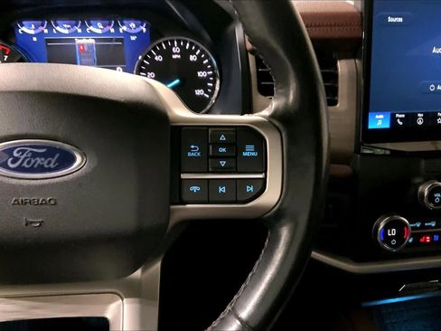 Certified 2023 Ford Expedition Limited image 25