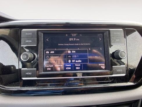 Used 2022 Volkswagen Taos S image 23