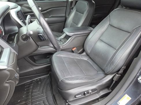 Used 2020 GMC Acadia SLT image 31